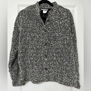 The Tog Shop Sweater Cardigan Black/white Sz 16
Cozy, women’s #275